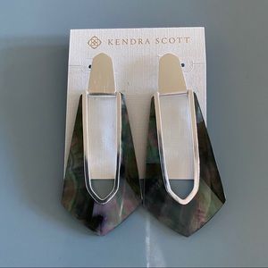 Kendra Scott Kiernan Silver & Black Pearl Earrings